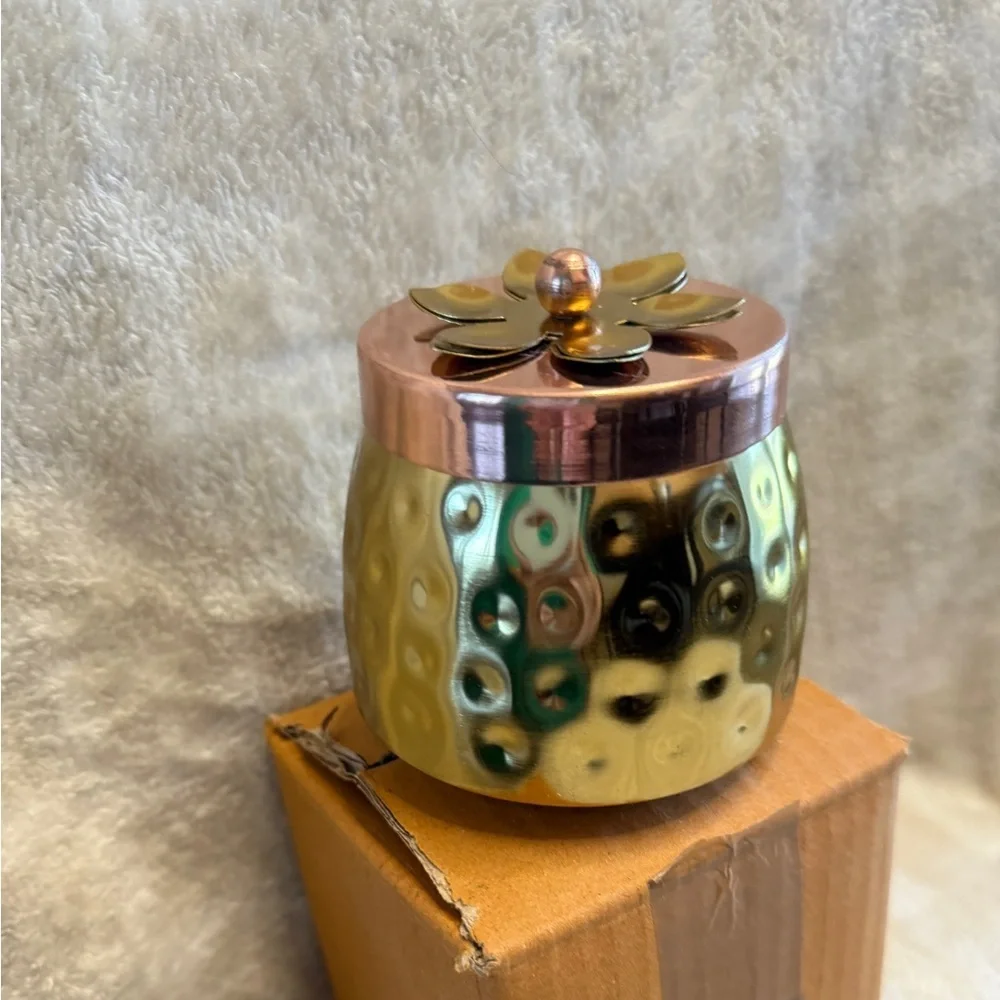 Copper Hammered Metal Jar with Flower top Box/Container/Chocolate/ Dry fruit Box
